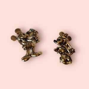 vinatge mickey and minnie pins collectables